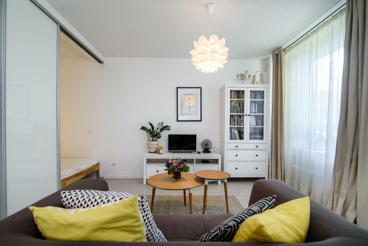 #Stayhere - Comfy & Stylish Studio With Green Patio Close To Old Town Аеропорт Вільнюс Екстер'єр фото